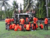 50 anggota FKPPI Purworejo sedang menjalani pelatihan SAR - foto: Sujono