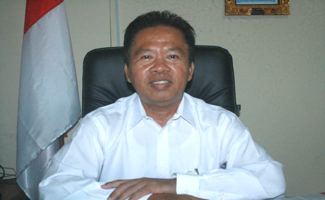 Kepala SMA Negeri 1 Denpasar, I Nyoman Purnajaya- foto: Koranjuri.com
