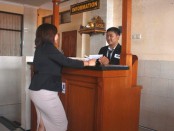Ujian Kompetensi Keahlian (UKK) jurusan Akomodasi Perhotelan yang menguji siswa dengan kompetensi keahlian Front Office - foto: Koranjuri.com