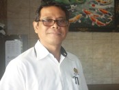 Kepala SMA PGRI 2 Denpasar, I Putu Arta - foto: Wahyu Siswadi/Koranjuricom