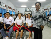 Kepala SMAN 1 Denpasar, I Nyoman Purnajaya - foto: Wahyu Siswadi/Koranjuri.com