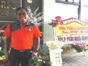 Kepala SMK PGRI 3 Denpasar I Nengah Madiadnyana - foto: Koranjuri.com