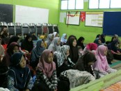 Kegiatan Malam Bina Iman dan Taqwa SMK Kesehatan Purworejo, Sabtu (2/6) - foto: Sujono/Koranjuri.com