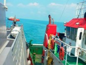 Sebuah Tongkang dengan muatan Bio Solar tanpa dilengkapi dokumen Delivery Order terjaring operasi Koarmada I di Perairan Selat Philips Timur, Tanjung Balai Karimun, Senin (4/2/2019) lalu - foto: Istimewa