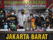 Tim gabungan menangkap pelaku penjambretan di jalan Roa Malaka Utara, Tambora, Jakarta Barat - foto: Istimewa