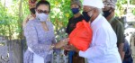 Ajak Masyarakat Disiplin, Putri Koster Serahkan Bantuan kepada Kelompok Nelayan