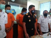 Badan Narkotika Nasional (BNN) Provinsi Bali menangkap seorang perempuan pedagang kue yang diketahui mengedarkan narkoba jenis MDMA dan pil PCC - foto: Istimewa