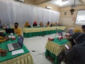 Keterangan gambar : Visitasi daring Fakultas Kesehatan Masyarakat, Universitas Veteran Bangun Nusantara, Sukoharjo. / foto: koranjuri. com