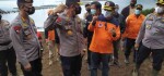 Masih Terisolir, Evakuasi Korban Longsor di Trunyan Lewat Danau Batur