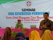 Dalam rangka mewujudkan menjadi sekolah Pusat Keunggulan (PK), SMK Kesehatan Purworejo mengadakan seminar Gerakan Sekolah Menyenangkan dalam Mewujudkan Sekolah sebagai Pencetak Wirausaha, Kamis (06/01/2022) - foto: Sujono/Koranjuri.com