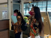 Setelah menjalani hukuman penjara selama 11 tahun, perempuan asal Thailand penyelundup Narkoba dengan modus telan akhirnya dideportasi pada Jumat (11/2/2022) - foto: Istimewa
