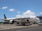 Sejak pandemi berlangsung, Singapore Airlines SQ-938 mendarat perdana di  Bandara Ngurah Rai Bali pada Rabu, 16 Februari 2022 - foto: Istimewa