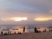Wisatawan mulai memadati sejumlah destinasi wisata di Bali pasca adanya pelonggaran bagi pelaku perjalanan baik domestik maupun mancanegara - foto: Koranjuri.com