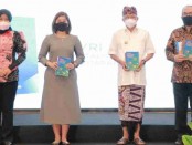 Gubenur Bali Wayan Koster membuka dan menghadiri acara deklarasi bersama mewujudkan peradaban baru penyiaran melalui informasi berkualitas di ITDC Nusa Dua, Kamis, 12 Mei 2022 - foto: Istimewa