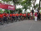 Peserta Indonesia Heart Bike Bali 2022 dilepas oleh Wakil Gubernur Tjokorda Oka Artha Ardhana Sukawati di Civic Centre, Renon Denpasar, Minggu, 18 September 2022 - foto: Istimewa