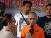 Remaja bernama I Kadek Juniarta (18) ini terancam hukuman 15 tahun penjara. Ia menjadi pelaku atas pembunuhan terhadap pacarnya sendiri berinisial NMDS (16) - foto: Istimewa