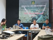 Forum Group Discussion (FGD) 'Bali Darurat Sampah' yang digelar Jaringan Jurnalis Peduli Sampah (J2PS) di Denpasar, Kamis, 16 Maret 2023 - foto: Koranjuri.com