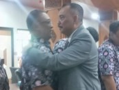 Bupati Purworejo Agus Bastian saat mengucapkan perpisahan dengan para hadirin yang ada pada sidang paripurna DPRD pengunduran dirinya, Kamis (06/07/2023) sore - foto: Koranjuri.com
