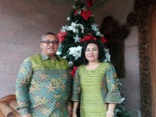 Ketua DPRD Kabupaten Badung, I Putu Parwata beserta istri - foto: Koranjuri.com
