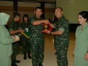 Pangdam IX/Udayana Mayjend TNI Benny Susianto memimpin serah terima jabatan Kasdam, Senin, 26 Maret 2018 - foto: Istimewa