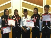 Empat pesilat dari SMK Kesehatan Purworejo, peraih medali perunggu dalam kejuaraan pencak silat Yogyakarta Championship 3 2018 - foto: Sujono/Koranjuri.com