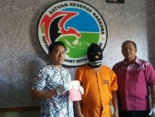 Pelaku WW diamankan reserse narkoba Polresta Denpasar - foto: Istimewa