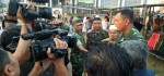 Teror Cap Telapak Tangan di Tembok Rumah Warga, Danrem: TNI/Polisi Gencarkan Patroli