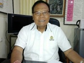 Ketua YPLP PGRI Kota Denpasar yang juga kepala SMK PGRI 3 Denpasar, I Nengah Madiadnyana - foto: Koranjuri.com