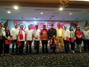 Sejumlah relawan Jokowi di Bali secara resmi berdeklarasi sebagai bentuk dukungan untuk memenangkan pasangan Jokowi-Ma'ruf Amin dalam Pilpres 2019 mendatang - foto: Koranjuri.com