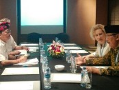 Gubernur Bali I Wayan Koster bertemu dengan Duta Besar Rusia untuk Indonesia Ludmila Vorobieva - foto: Koranjuri.com