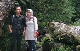 Keterangan foto: Gus Aryo dan istrinya./ foto:koranjuri