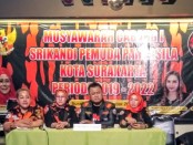 Dari kiri, Ketua Srikandi terpilih, Bendahara DPW Srikandi Jawa Tengah, Ketua MPC  Pemuda Pancasila - foto: Koranjuri.com