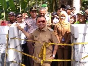 Bupati Purworejo Agus Bastian saat mendatangi Keraton Agung Sejagat (KAS), Senin (20/1) - foto: Sujono/Koranjuri.com