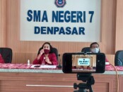 Masa Pengenalan Lingkungan Sekolah (MPLS) di SMA Negeri 7 Denpasar dilakukan secara virtual dengan tetap menjaga protokol kesehatan - foto: Istimewa