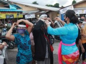 Kegiatan pemantauan protokol kesehatan di lokasi relokasi Pasar Gianyar, Kelurahan Samplangan, Kamis (9/7/2020) - foto: Catur/Koranjuri.com