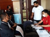Laporan ke Direktorat Kriminal Khusus Polda Bali ditempuh atas dugaan komentar penghinaan terhadap pemimpin redaksi portal beritabalionline, Sabtu, 11 Juli 2020 - foto: Istimewa