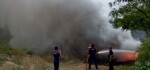 Tumpukan Ban Bekas Terbakar di Sukawati, 2 Unit Damkar Dikerahkan