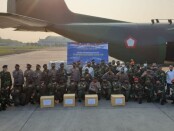 Ribuan paket sembako untuk warga di wilayah Ambon dan Nusa Tenggara Timur (NTT) dikirim dengan menggunakan pesawat Hercules A-1330 milik TNI AU, Selasa, 21 Juli 2020 - foto: Istimewa