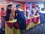 Wisuda ke-43 IKIP PGRI Bali sekaligus menjadi wisuda terakhir setelah kampus keguruan terbesar di Bali itu menyandang status baru menjadi Universitas Mahadewa Indonesia - foto: Koranjuri.com