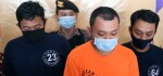 Asyik Main Judi dalam Angkot, 5 Orang Diamankan Polisi