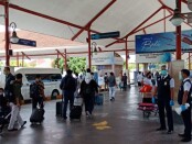Penumpang di Bandara Internasional I Gusti Ngurah Rai Bali - foto: Istimewa