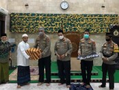 Dirbinmas Polda Metro Jaya kembali melakukan safari ke masjid-masjid yang ada di Ibukota. Kegiatan itu berkaitan dengan program subuh keliling - foto: Istimewa