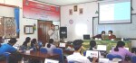 3 Dosen ITB STIKOM Bali Bimbing Media Belajar Daring Interaktif di SMAN 1 Blahbatuh