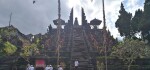 Megawati Sukarnoputri Lakukan Peletakan Batu Pertama Renovasi Pura Besakih
