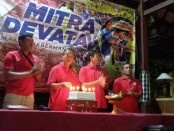 Komunitas para mantan pesepakbola Mitra Devata menggelar acara Ulang Tahun ke-7 di Villa Massas Ubud, Gianyar, Sabtu (15/1/2022) malam - foto: Yan Daulaka