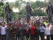 Bank Indonesia dan perbankan se-Bali berkolaborasi dengan TNI AL KRI Bima Suci menggelar parade 'Cinta Bangga Paham (CBP) Rupiah' dan Quick Response Code Indonesian Standard (QRIS) - foto: Istimewa