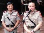 Kombes Pol Endra Zulpan (kiri) bersama Kombes Pol Trunoyudo Wisnu Andiko yang mengisi jabatan Kabid Humas Polda Metro Jaya - foto: Istimewa