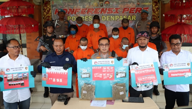 IMG_000000_000000121