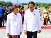 Presiden Joko Widodo didampingi Gubernur Bali Wayan Koster dalam kunjungan kerja Presiden meresmikan Fasilitas Kawasan Suci Pura Agung Besakih - foto: Istimewa